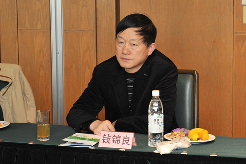 華亭鎮黨委書記錢錦良