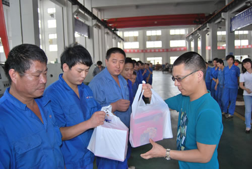 �����hί��ӛ�������L����ο���������aһ���T��