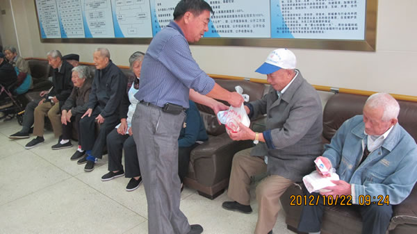 �Ϻ������y�T�S�����F(tu��n)�����޹�˾�h֧���ɆT�ҵ���ͬ־���Aͤ����Ժ�����˂��l(f��)�Ź�(ji��)�նYƷ