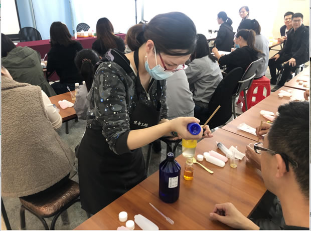 �Aͤ�(zh��n)����������M(j��n)���Ŀ֮����ʮ���o(h��)��˪DIY��ӣ��D4��